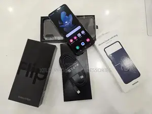 New Samsung Galaxy Z Flip4 256 GB Black