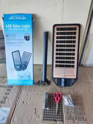 300w Solar Street Light Bi-facial