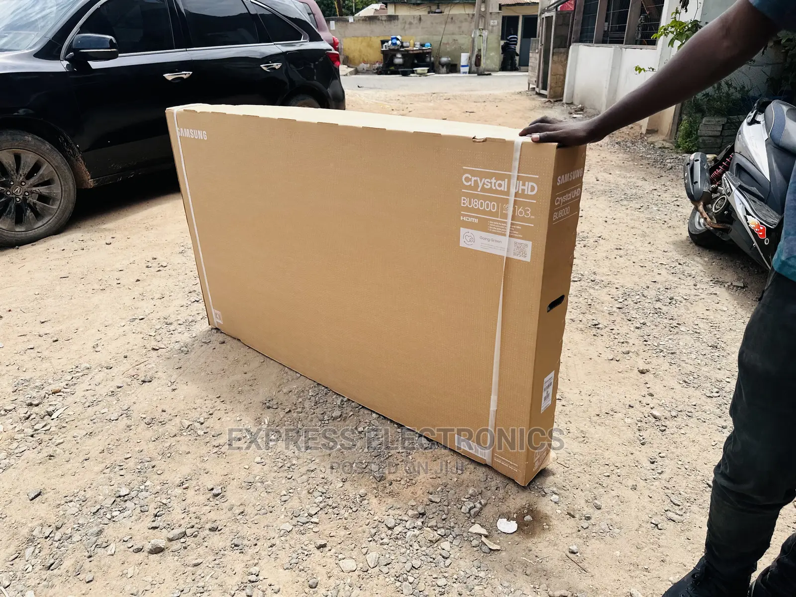 Vivid Display UHD Smart Samsung 65”Bu8000 Tv 