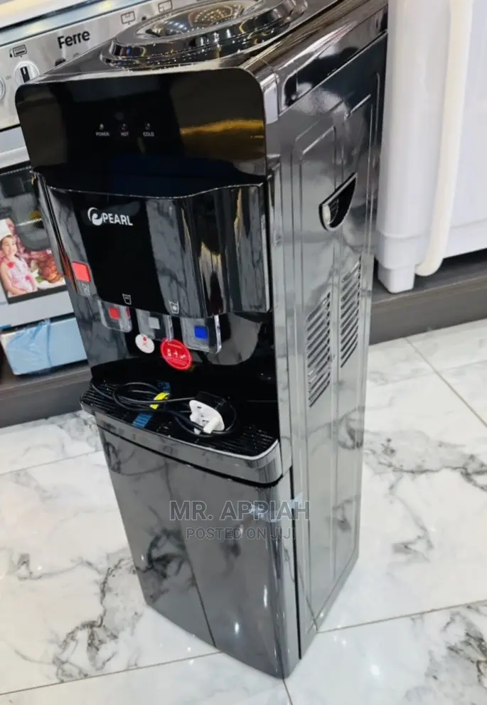 Durable and Affordable Pearl PWD-2215 FBL 3 Tray Dispenser.