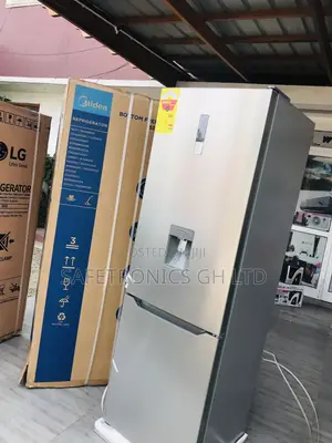 302 Liters Midea Bottomfreezer Doubledoor Fridge