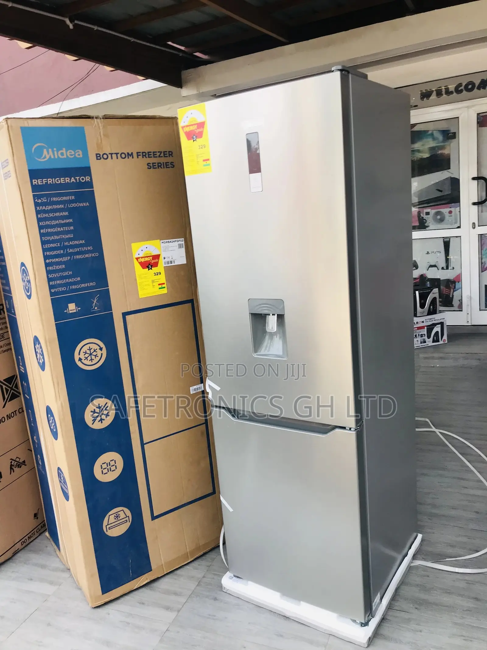 Doubledoor Fridge 302 Liters Bottomfreezer Midea Fridge