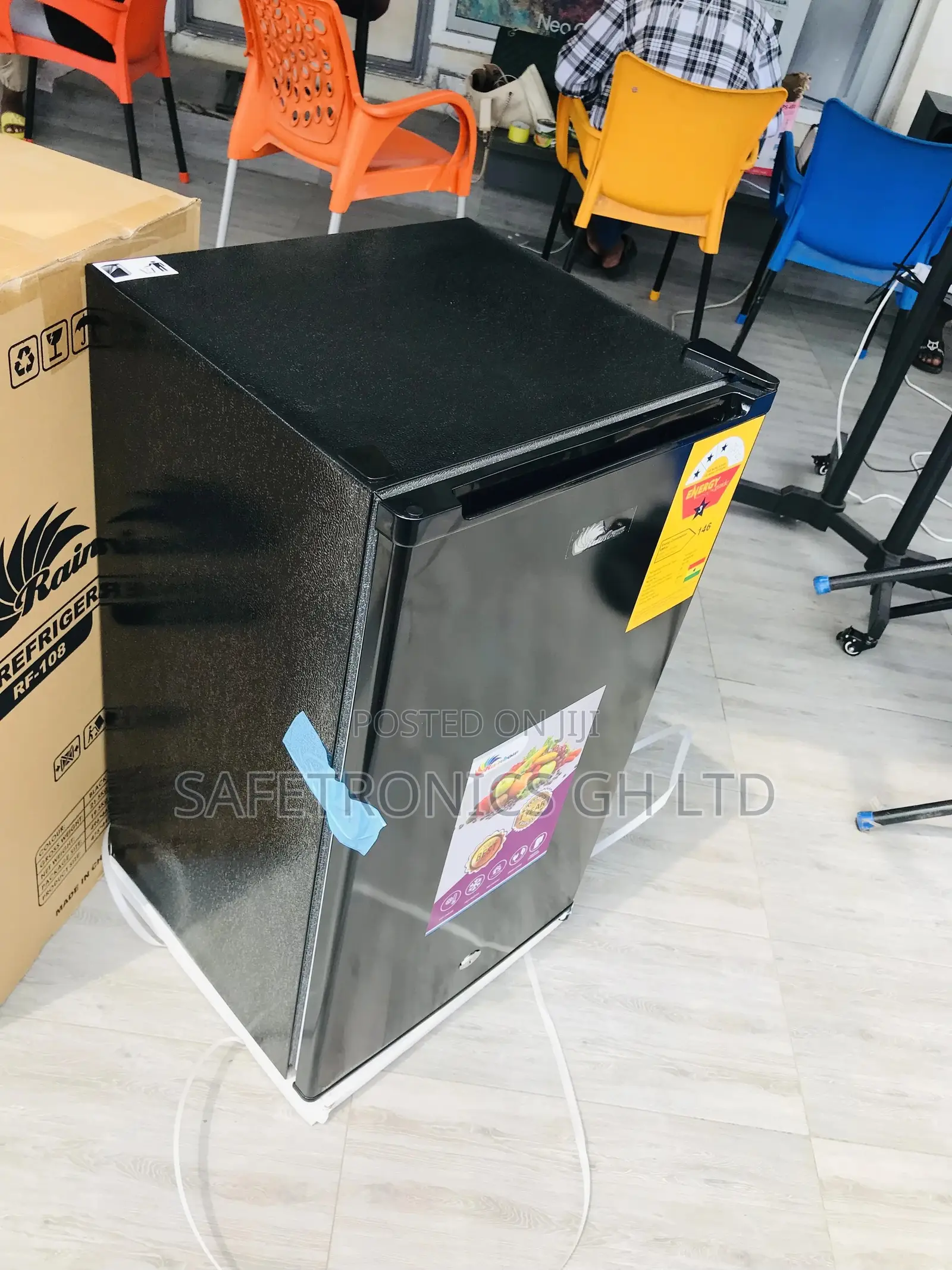 Rainbow Fridge 82 Liters Singledoor Tabletop Topfreezer