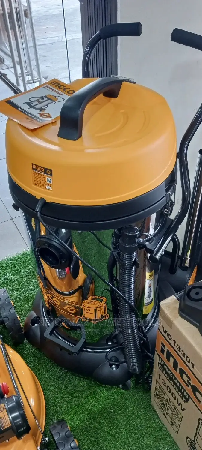 Vacuum Cleaner VC24751