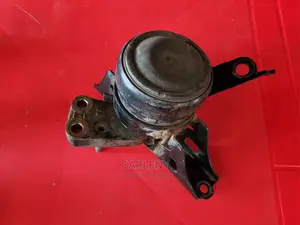 Engine Mount Yaris 2007-12 Toyota Engine Seat