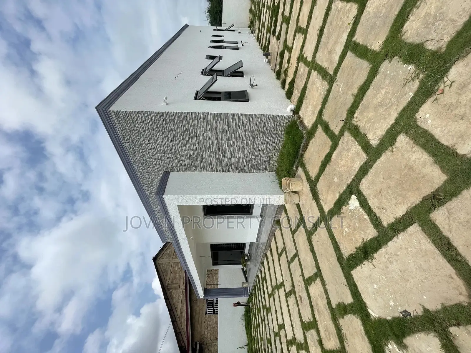 3bdrm House in Pokuase Odumasi, Ga South Municipal for sale