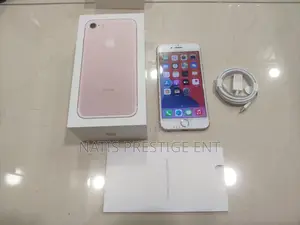 New Apple iPhone 7 128 GB Gold