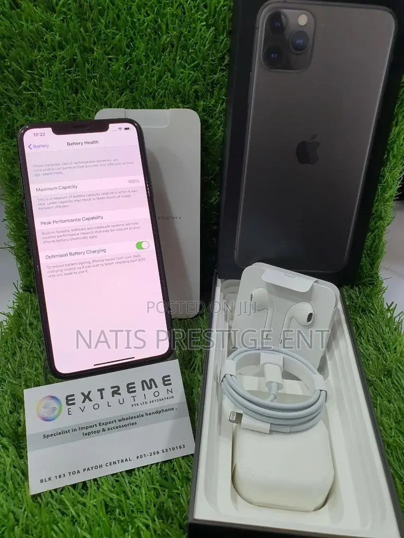 New Apple iPhone 11 Pro Max 256 GB Black