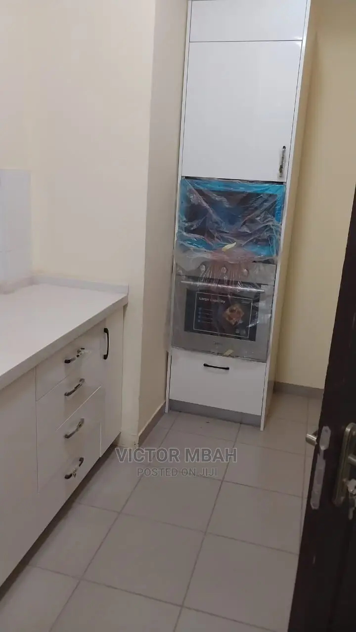 4bdrm Duplex in Community 25, Tema Metropolitan for sale