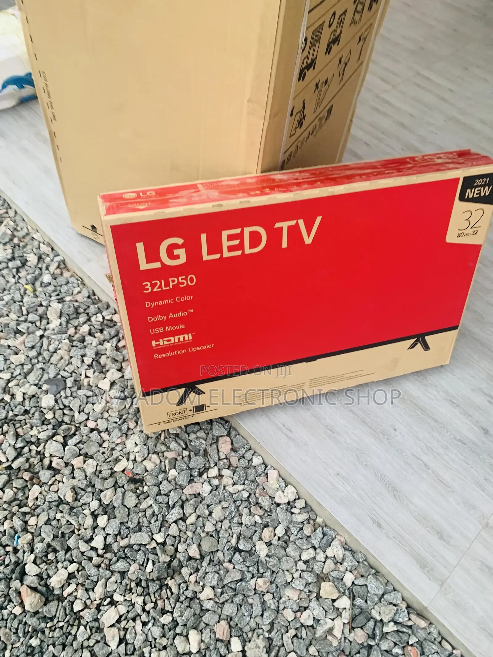 Sleek LG Lp50 32 Inch HD TV (32lp500bpta)