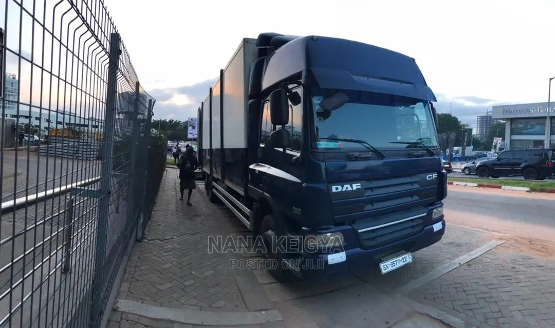 30footer Truck Hiring/Rental