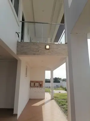 5bdrm Duplex in Community 25 Tema for sale