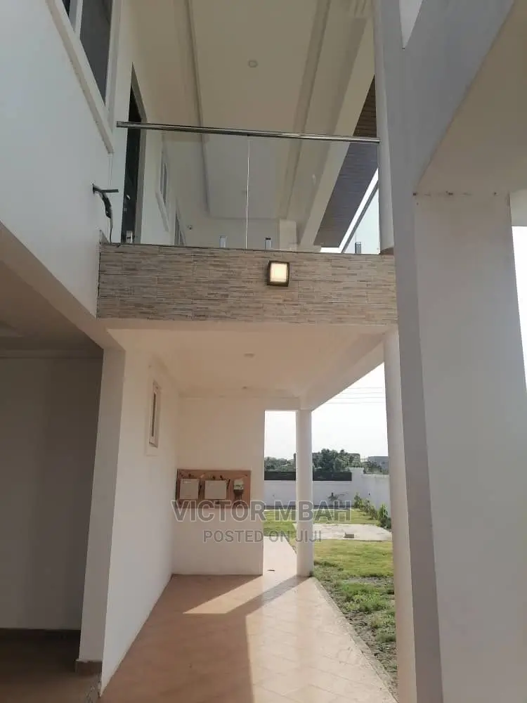 5bdrm Duplex in Community 25 Tema for sale