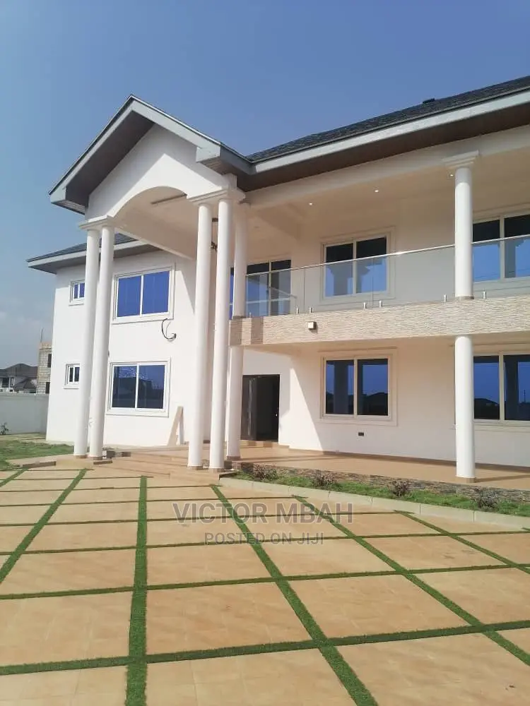 5bdrm Duplex in Community 25 Tema for sale