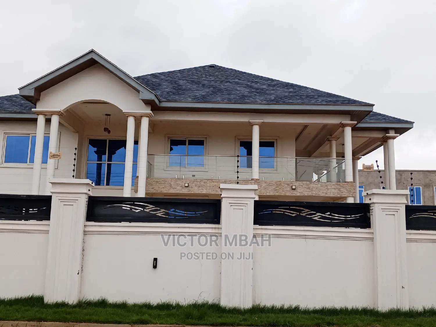 5bdrm Duplex in Community 25 Tema for sale