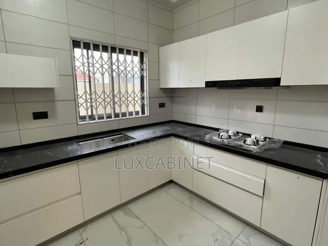 High Quality Kitchen