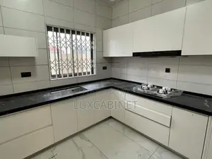 High Quality Kitchen