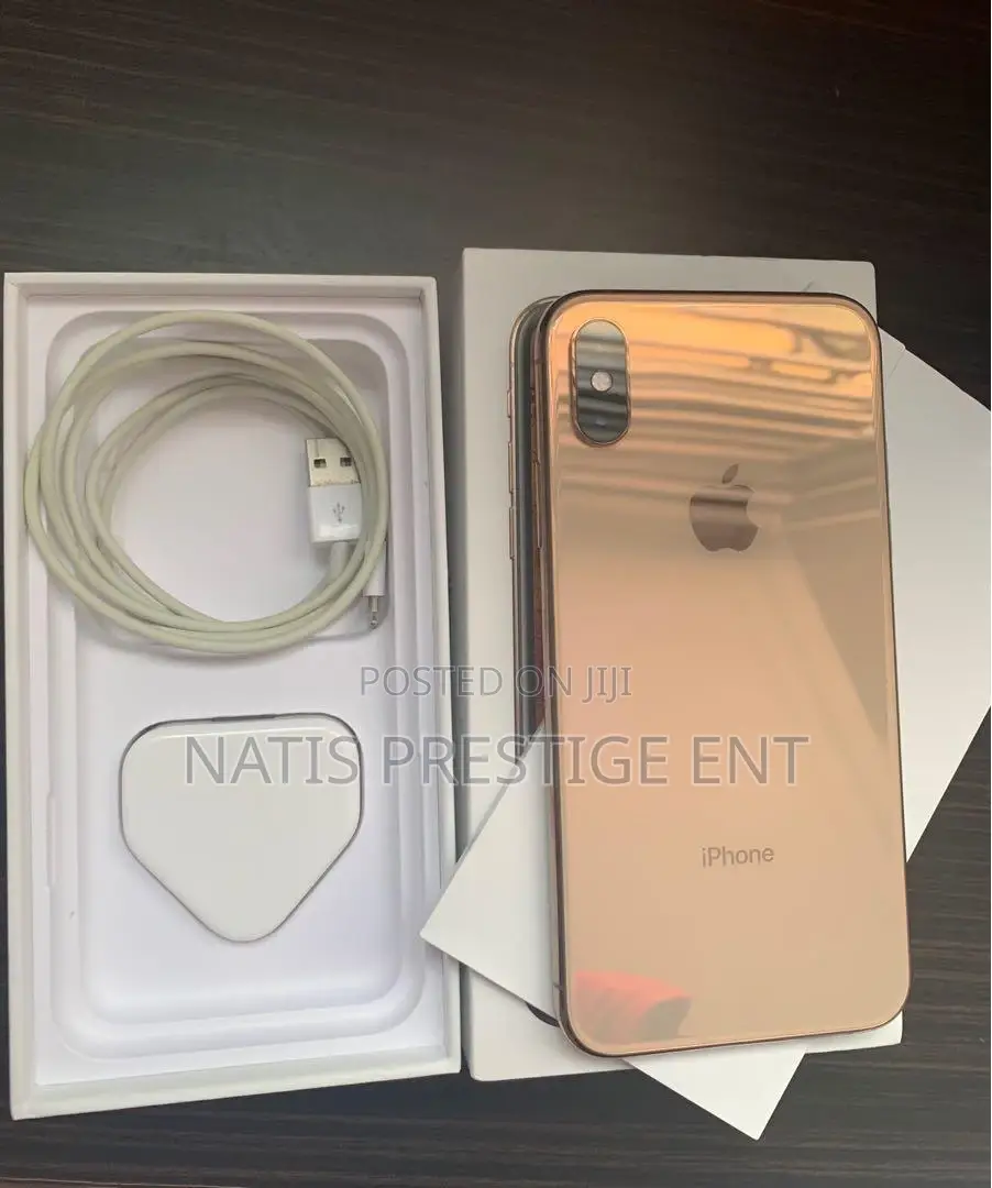 New Apple iPhone XS Max 64 GB Gold