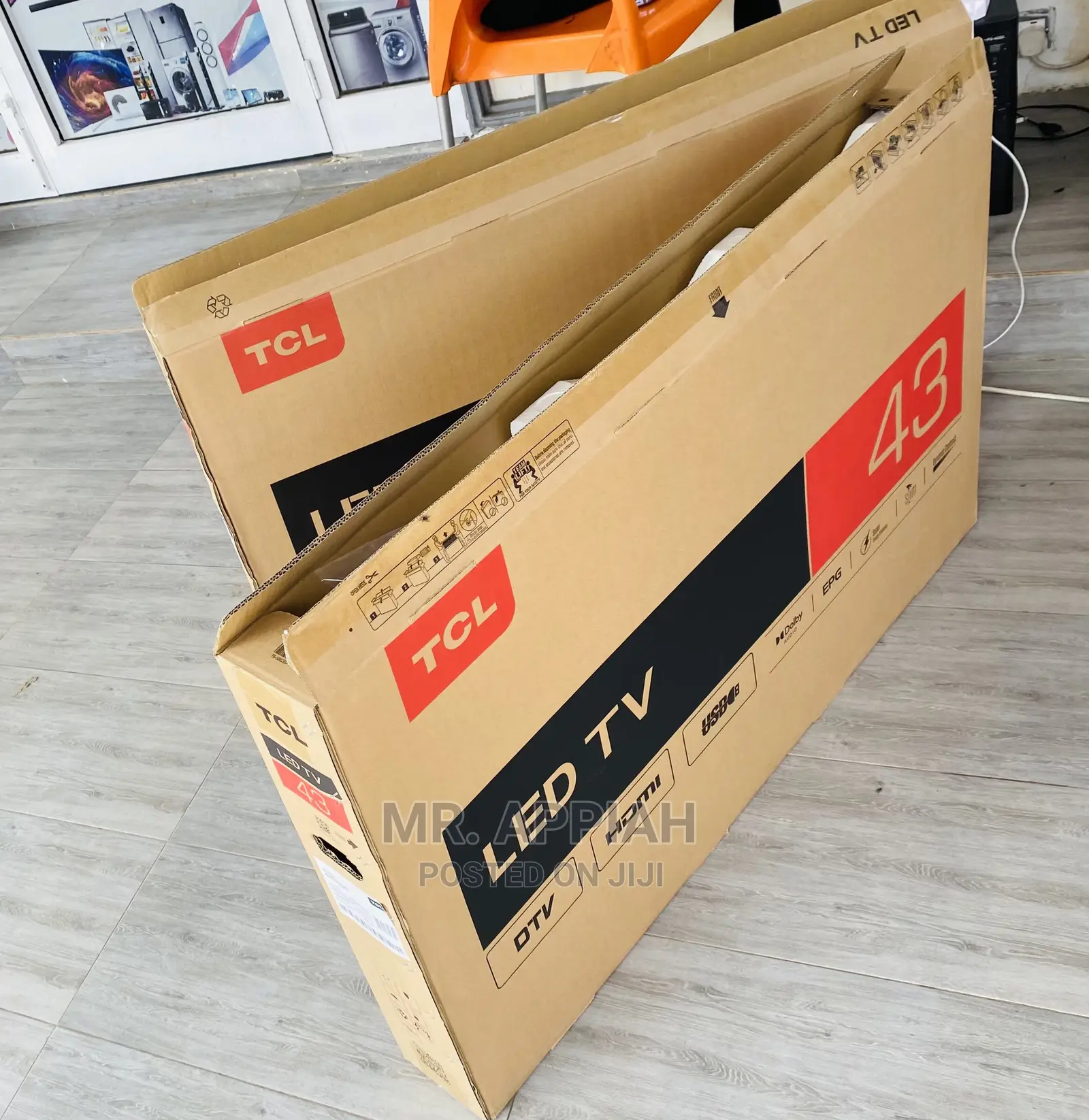 Low Cost TCL 43 Inch FHD TV(Basic Black) 43D3200 