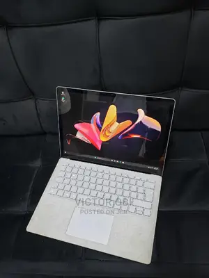 Laptop Microsoft Surface Laptop 8GB Intel Core I5 SSD 128GB