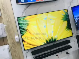 Best B8072 43 Inches Glossy Samsung Crystal UHD LED Tv