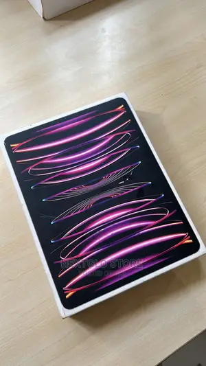 Apple iPad Pro 12.9 (2022) 2 TB Silver