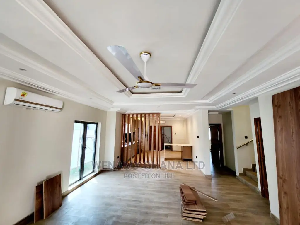 4bdrm House in East Legon, Accra Metropolitan for sale