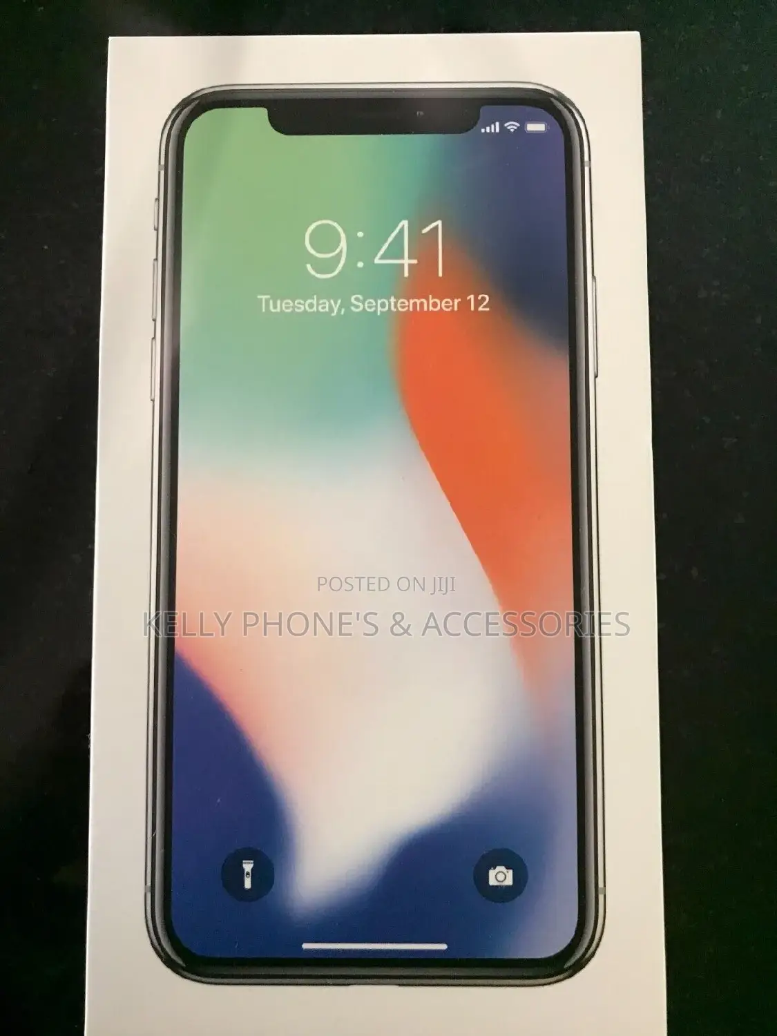 New Apple iPhone X 64 GB Silver