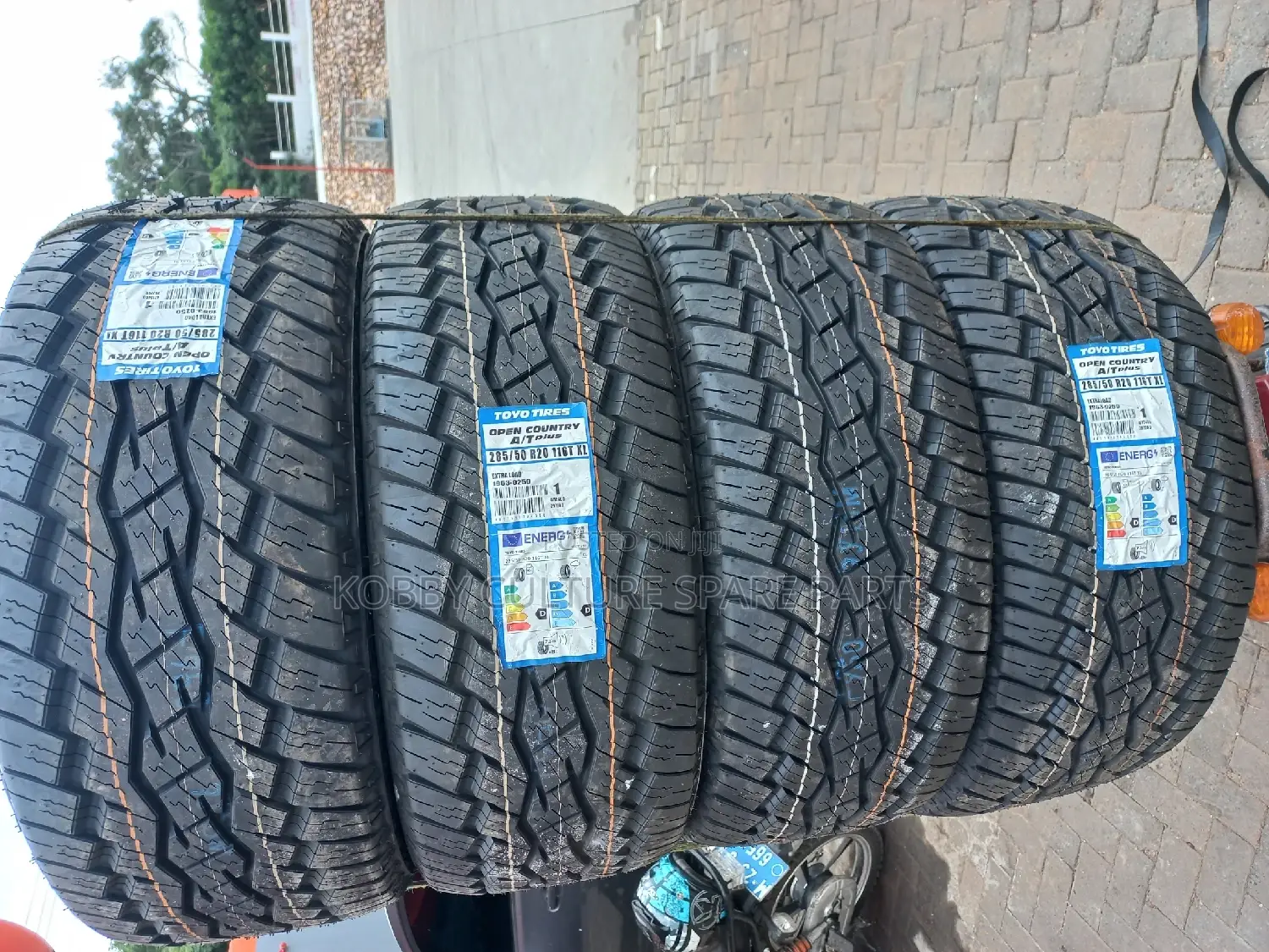 Original Toyo 285/50 R20