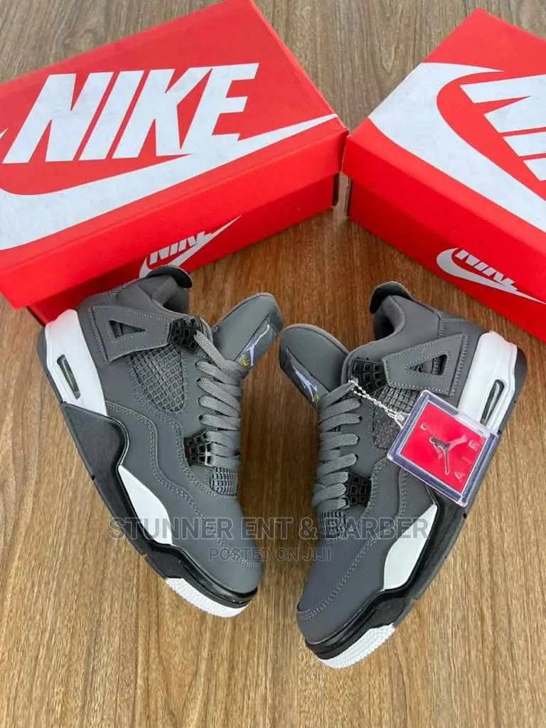 Jordan 4-11