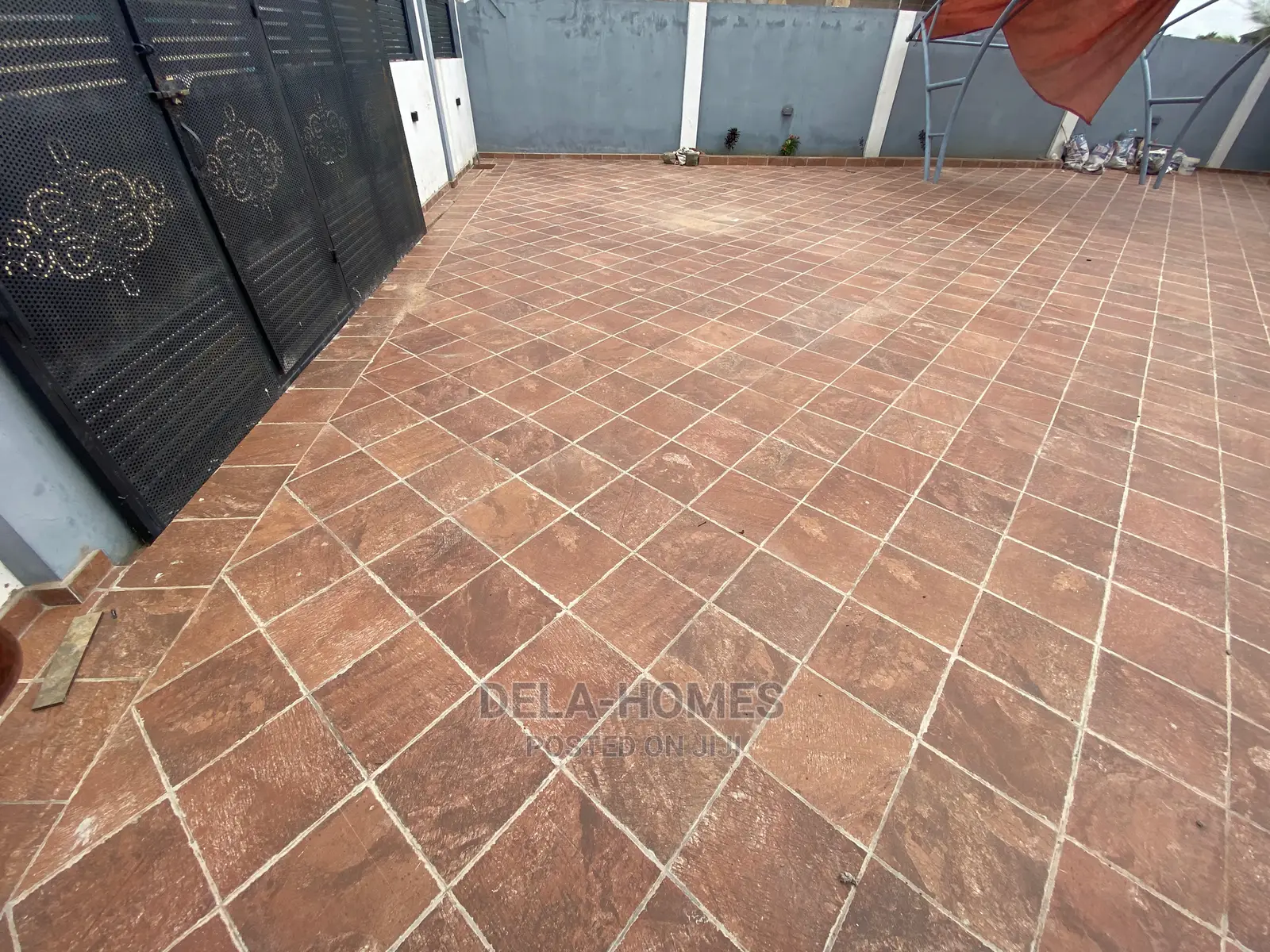 Three Bedroom Self Compound for Rent at Ashaley Botwe.
