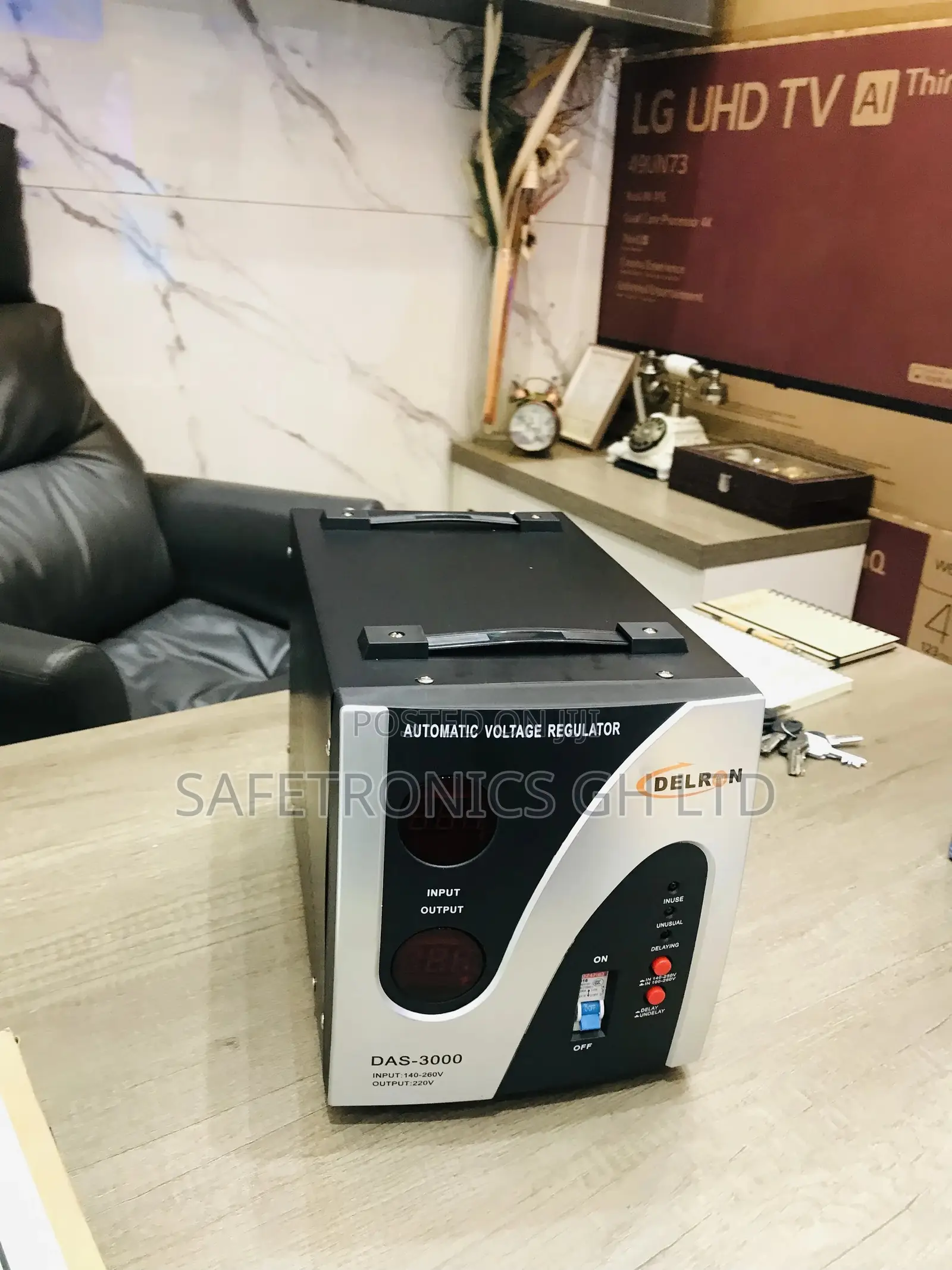 Das-3000  Voltage Regulator Automatic Delron