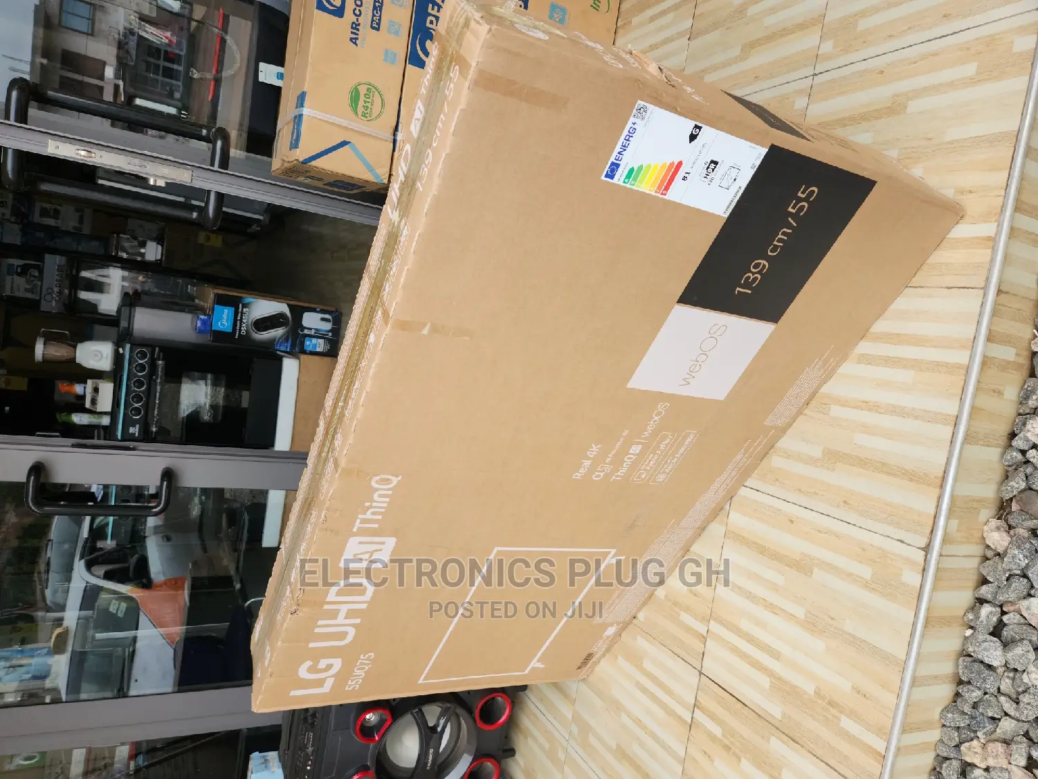 LG 55 UHD Smart Tv