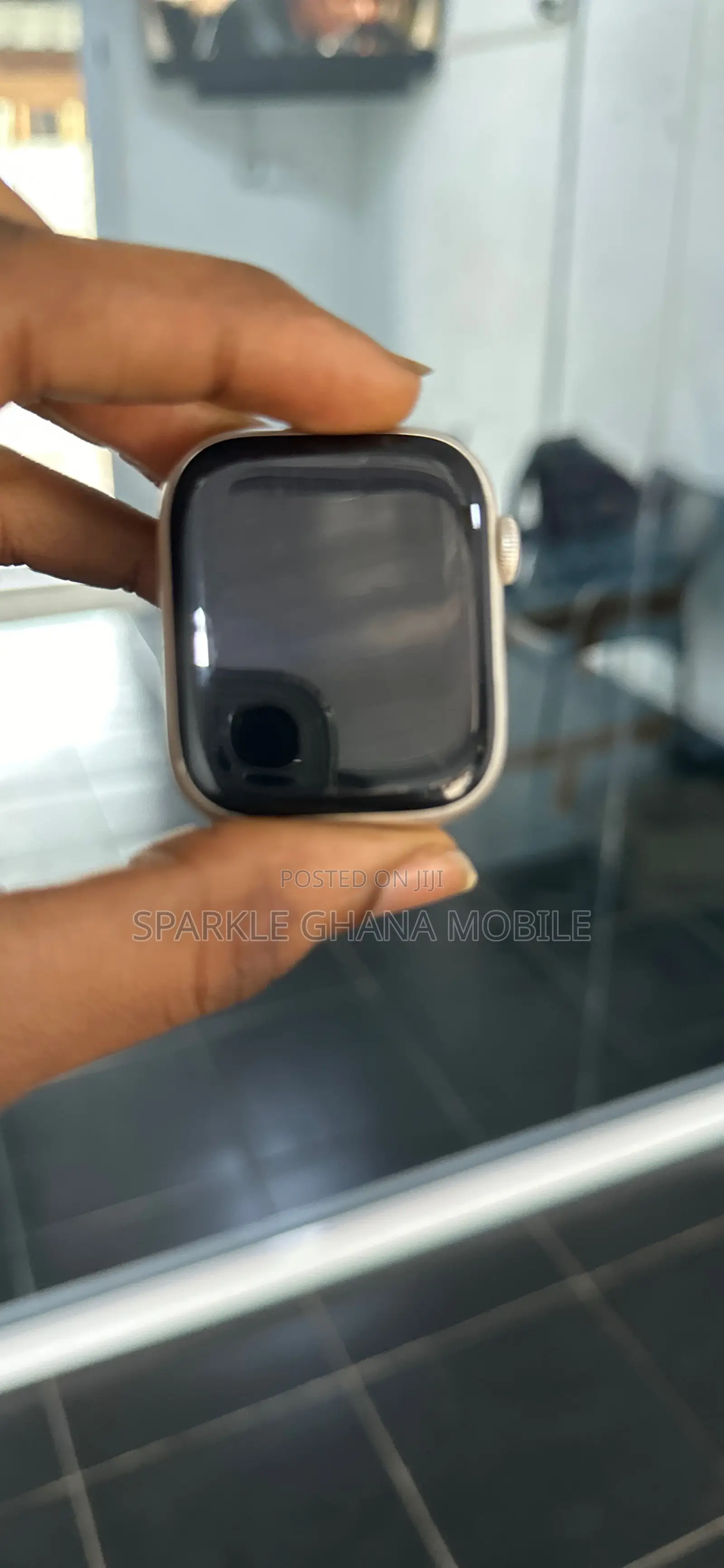 Series 7 45mm Icloud Screen