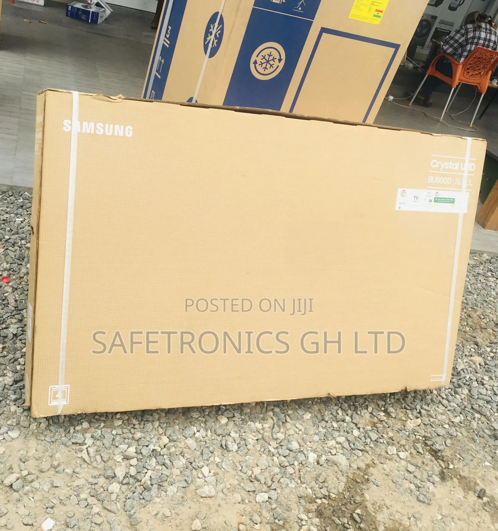 Best Sales on Samsung LED Glossy 43 Inches T5300 Smart Tv