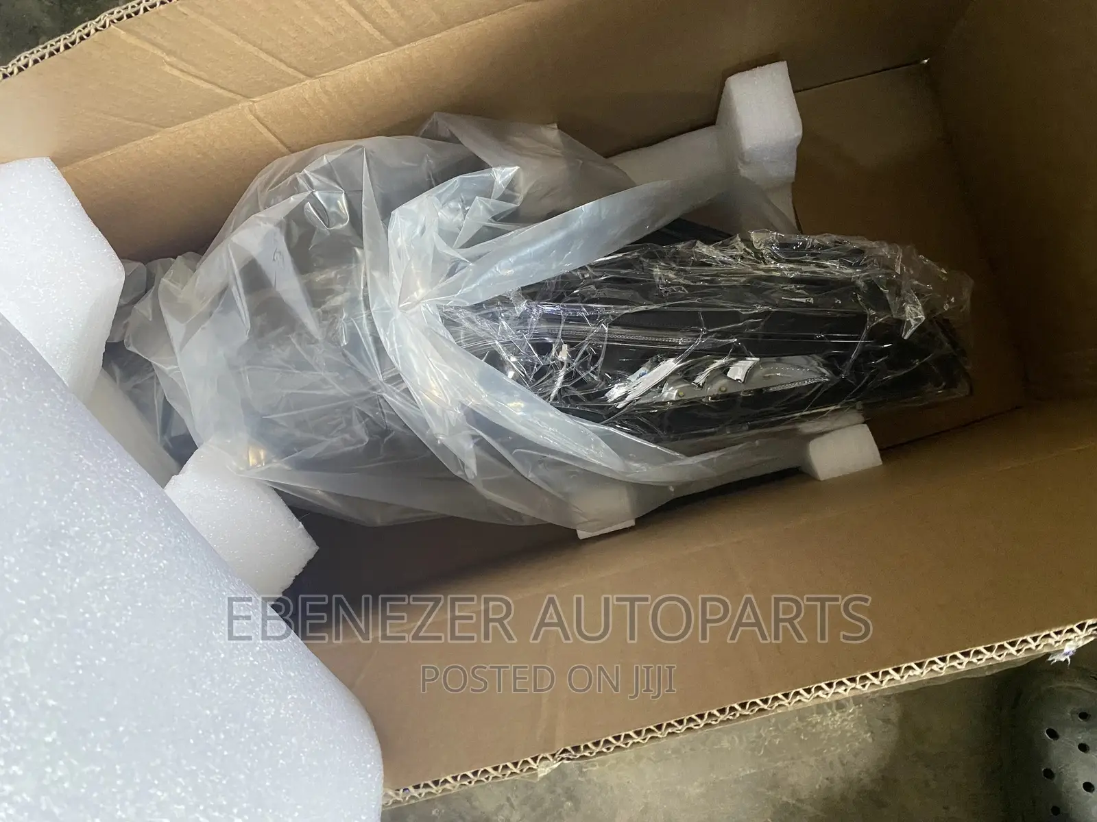 Hyundai Elantra 2012 Spec Headlights (Demon Eyes)