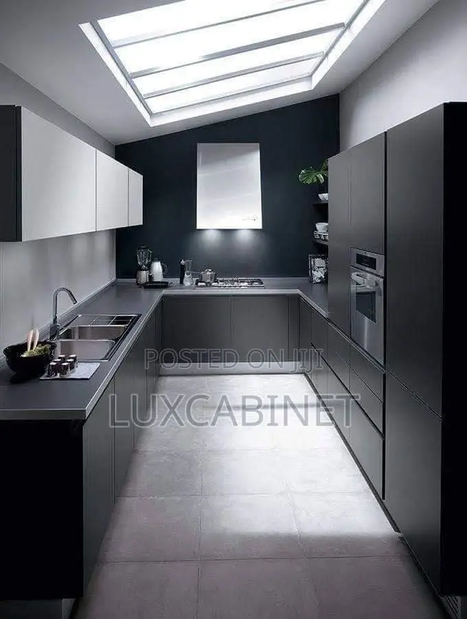 Customize Kitchen Cabinets