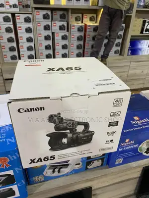 Take Stunning UHD FHD Videos With the Canon Xa65 Camera