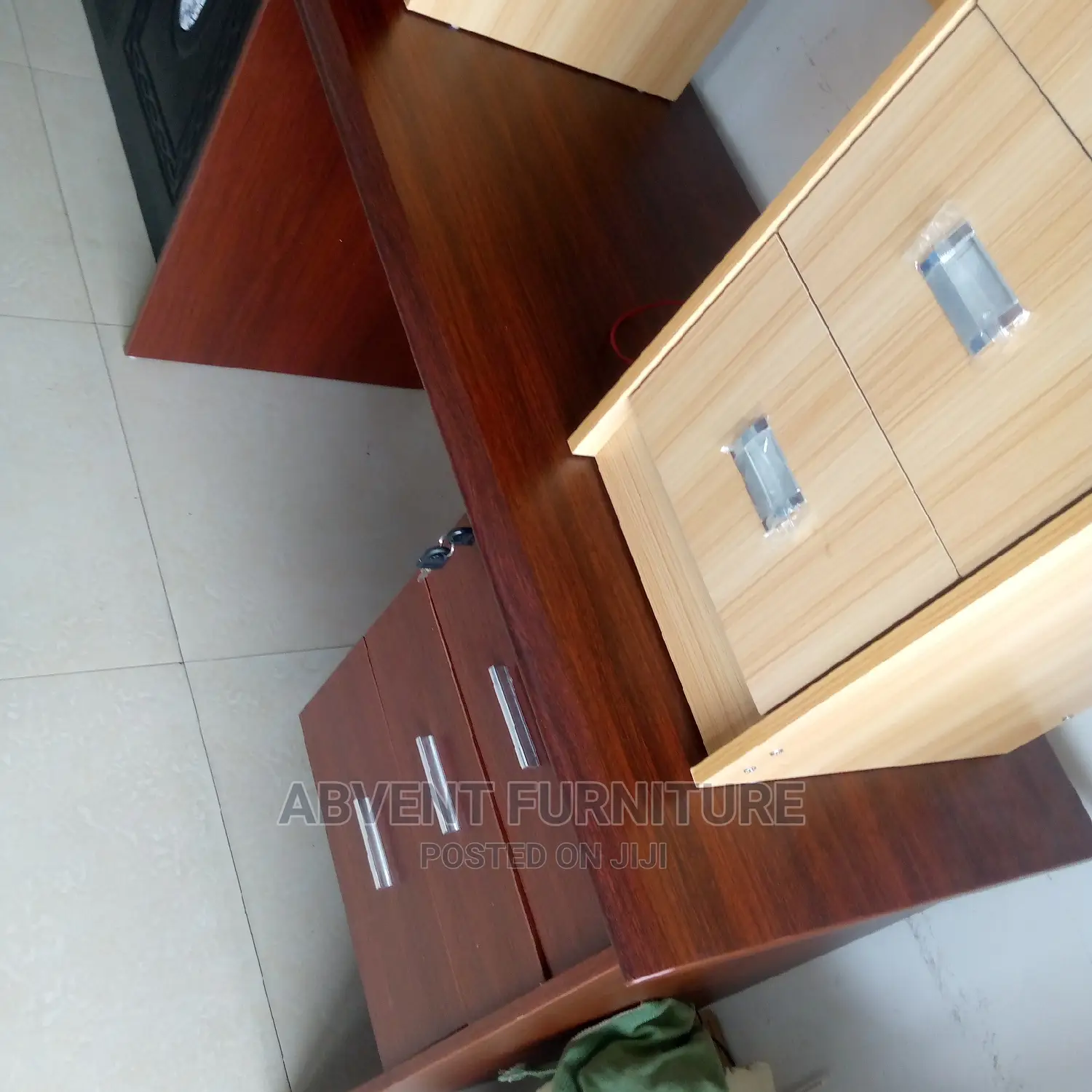 Office Desk