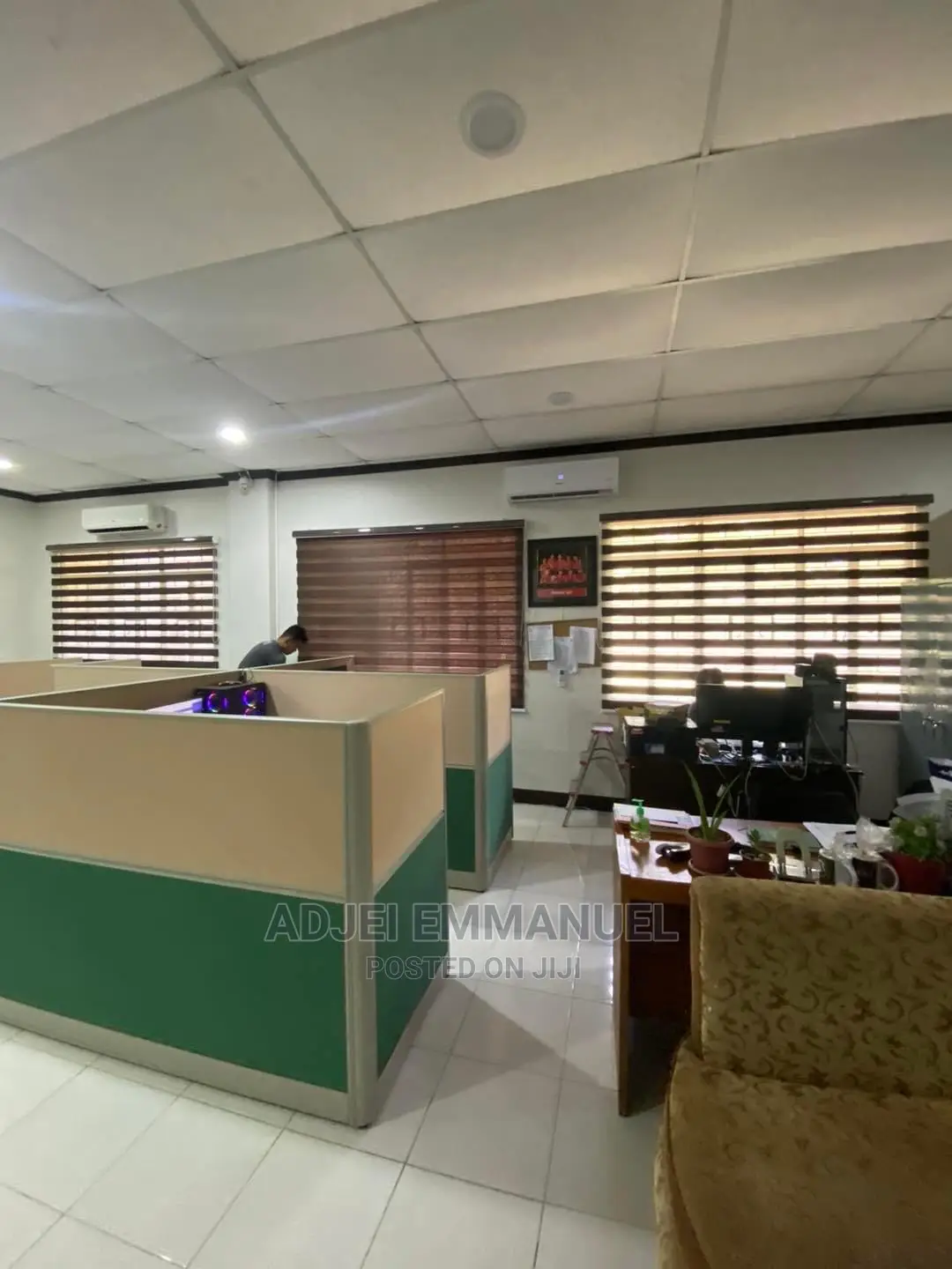 Sales and Installation of All Kinds of Window Blinds
