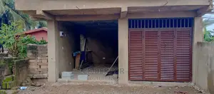 Store Metal Gate