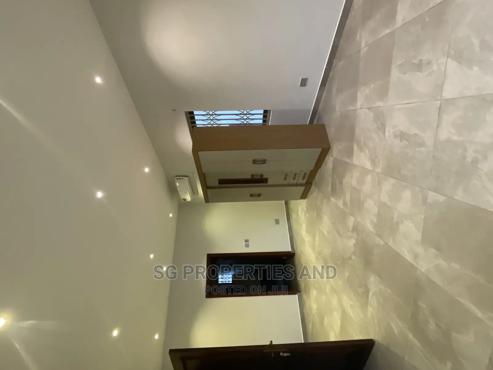 2bdrm Apartment in East Airport for rent