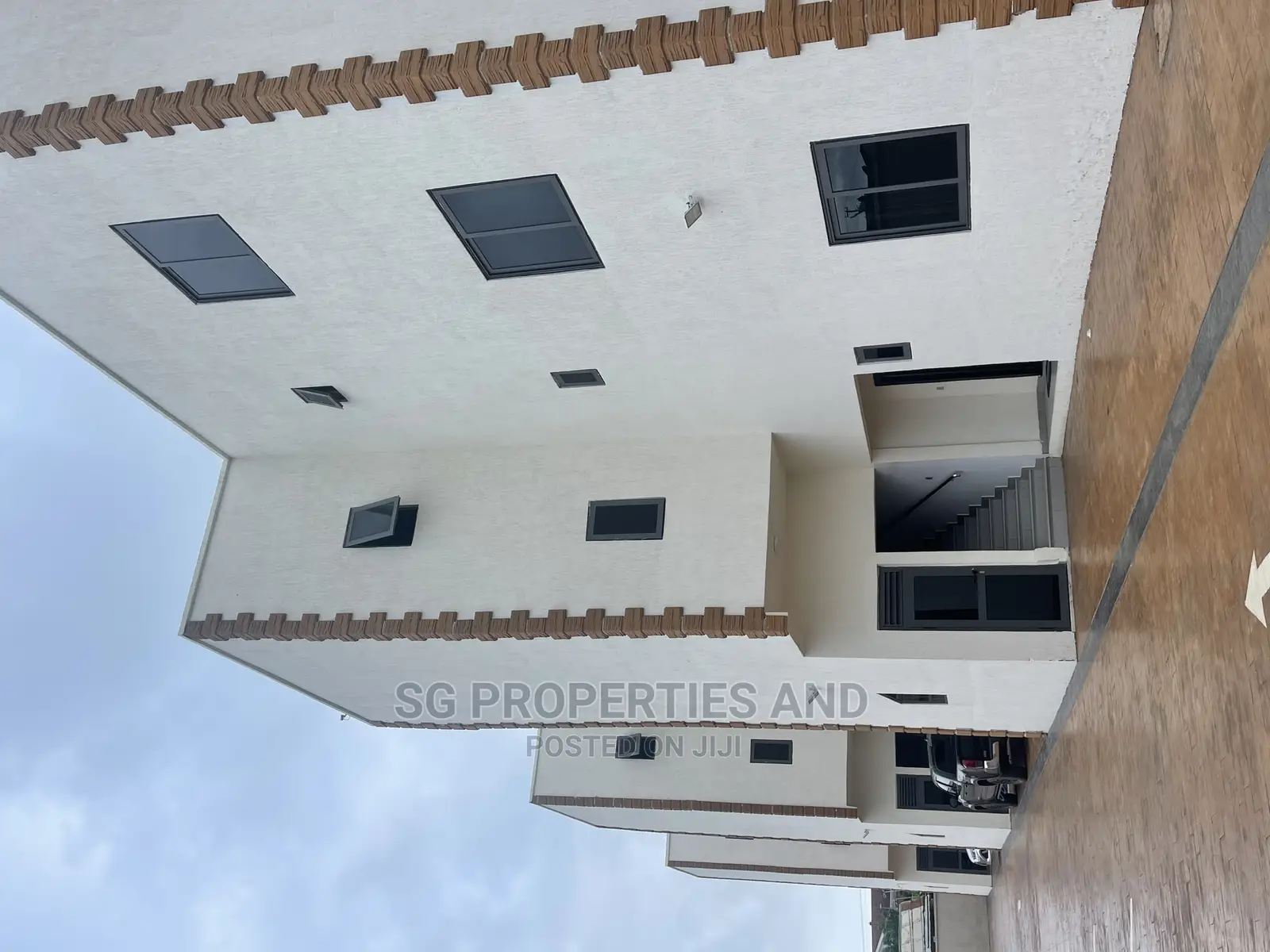 2bdrm Apartment in East Airport for rent
