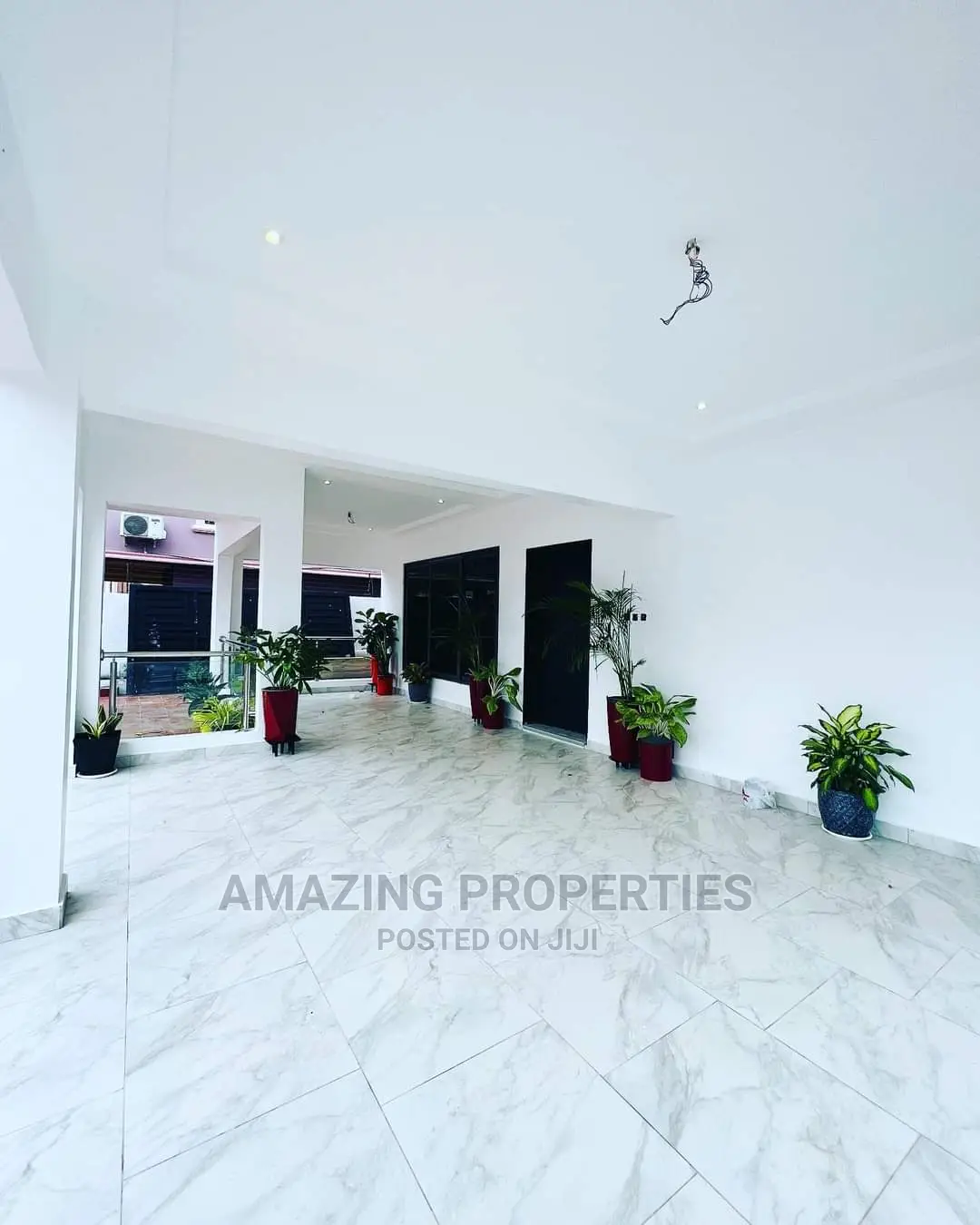 4bdrm House in Airport Residential Area for rent