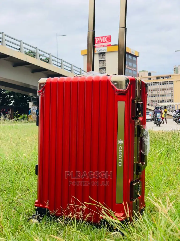 Zipless Trolling Traveling Luxurious Luggage Medium Size