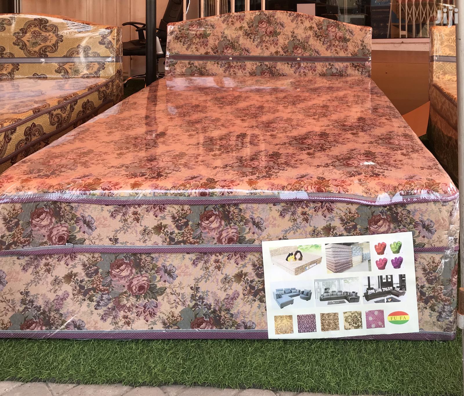 Double Bed ( Inbuilt)