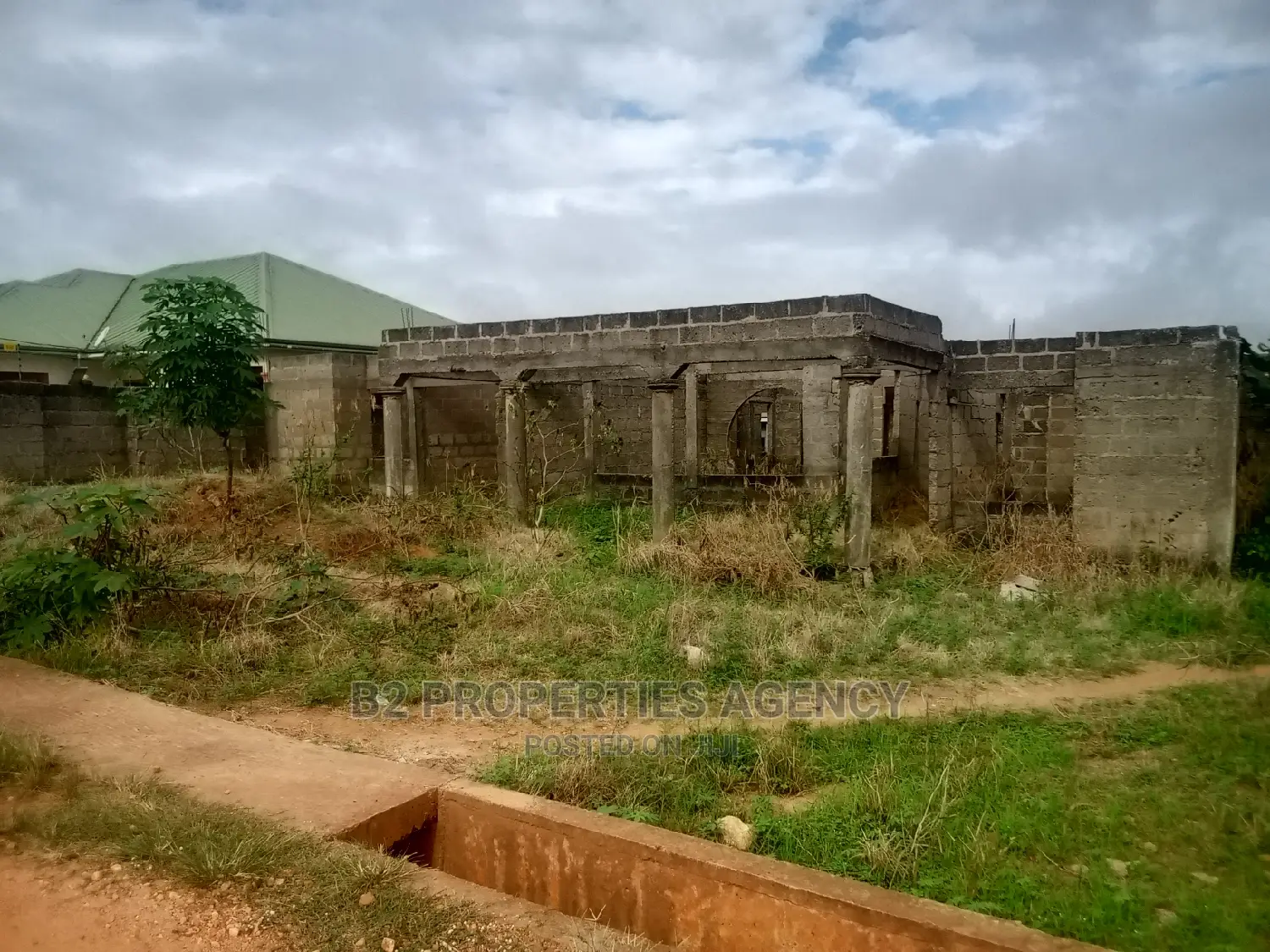 5bdrm House in B2 Properties Agency, Kumasi Metropolitan for sale