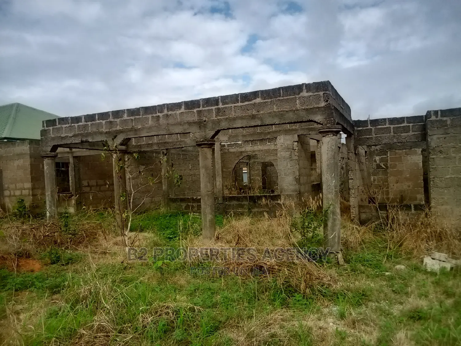 5bdrm House in B2 Properties Agency, Kumasi Metropolitan for sale