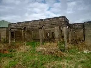 5bdrm House in B2 Properties Agency, Kumasi Metropolitan for sale