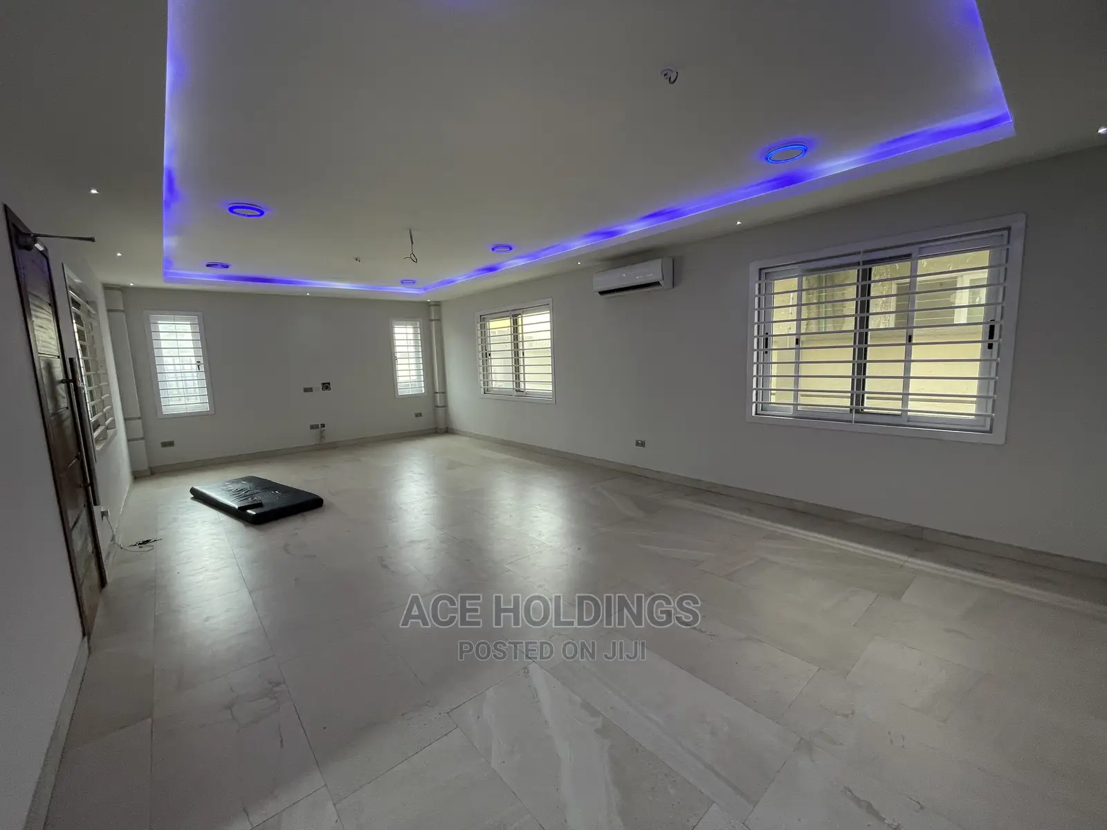 3bdrm House in East Airport, Tseaddo for sale